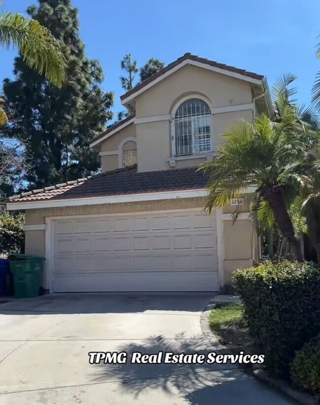 property at 9295 Pebblestone Ln
