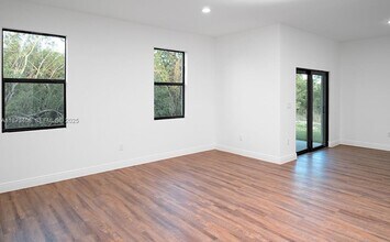 8007 Vega Ct in La Belle, FL - Building Photo - Building Photo