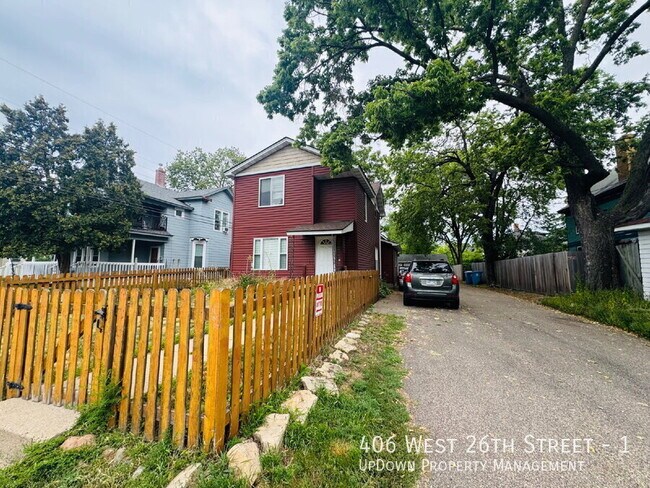 property at 406 W 26th St
