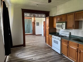 114 S 12th St in St. Joseph, MO - Building Photo - Building Photo