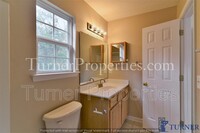 273 Oakpointe Dr photo'