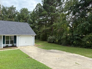 4406 Tyne Dr in Durham, NC - Building Photo - Building Photo