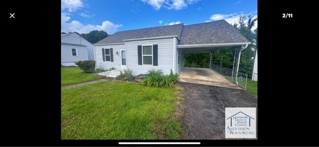 1611 Rivermont Hts Rd in Martinsville, VA - Building Photo - Building Photo