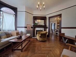 102 Wellington St in Kingston, ON - Building Photo - Building Photo