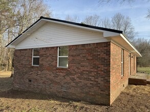 914 Croft Cir in Crossville, AL - Building Photo - Building Photo