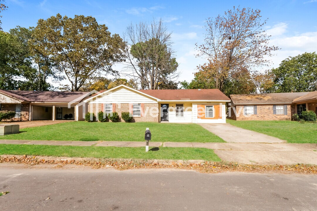 5343 Cosmos Cove in Memphis, TN - Building Photo