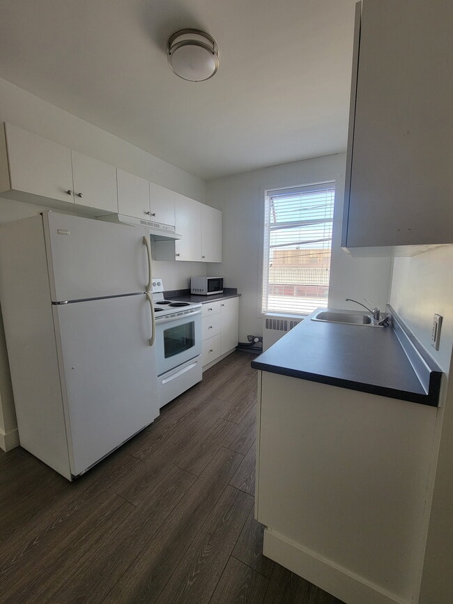 9341-9341 Nowell St in Chilliwack, BC - Building Photo - Building Photo