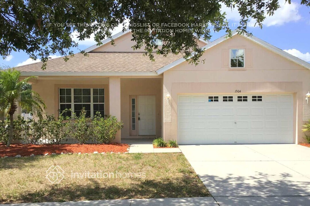 1504 Delano Trent St in Ruskin, FL - Building Photo