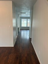 911 Chapwood Ct in Spring, TX - Foto de edificio - Building Photo