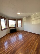 177 South St, Unit 177 South St, FL 1, Hartford, CT 06114 in Hartford, CT - Foto de edificio - Building Photo