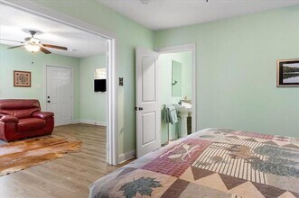 259 Hiland Ln in Pottsboro, TX - Building Photo - Building Photo