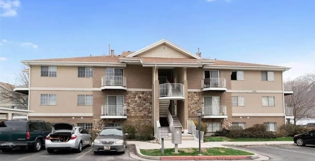 property at 1245 Riverside Ave