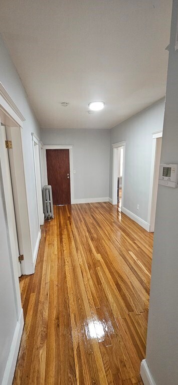 120 Capen St, Unit 1 in Boston, MA - Foto de edificio - Building Photo
