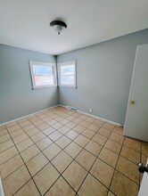 5944 N 61st St in Milwaukee, WI - Building Photo - Building Photo