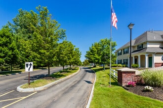 The Hammocks at Southern Hills in Fairport, NY - Foto de edificio - Building Photo