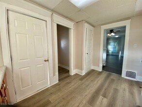 581 Schiller Ave in Akron, OH - Building Photo - Building Photo