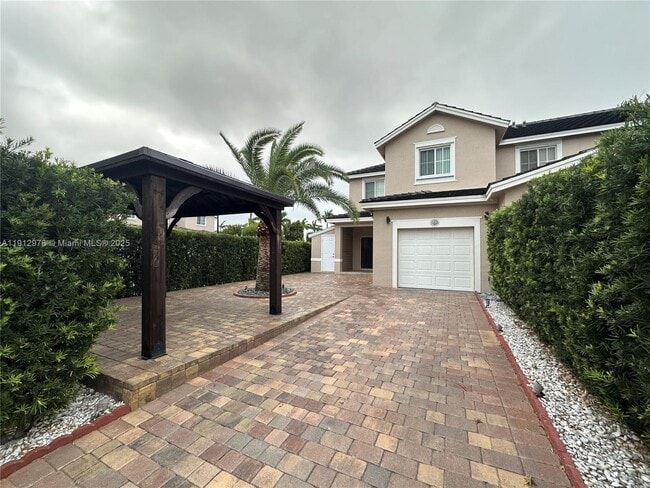 property at 27326 SW 142nd Ct