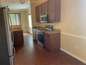 5079 NW Fiddle Leaf Ct in Port St. Lucie, FL - Building Photo - Building Photo