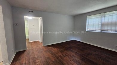 1459 W 20th St, Unit 3 in Jacksonville, FL - Foto de edificio - Building Photo