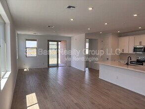 17308 W Desert Sage Dr in Goodyear, AZ - Building Photo - Building Photo