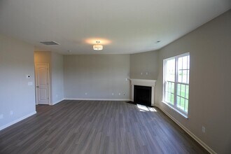 108 Bellatrix Ct in Georgetown, KY - Building Photo - Building Photo