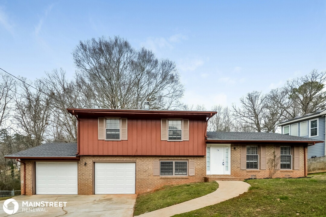 3813 Prentiss Dr in Decatur, GA - Building Photo