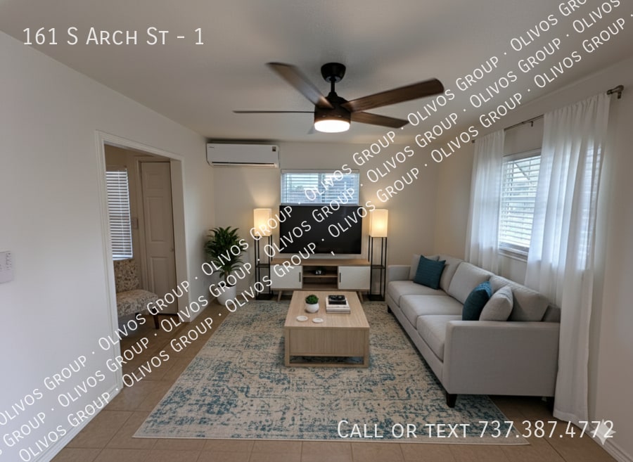 161 S Arch St in Aransas Pass, TX - Building Photo