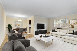 Park Lane in Little Falls, NJ - Building Photo