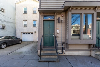 139 MORRIS St in Jersey City, NJ - Building Photo - Building Photo