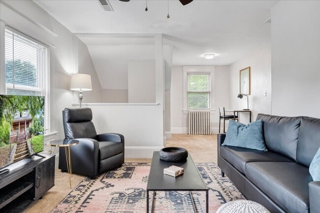 property at 1622 Hamilton Terrace SE