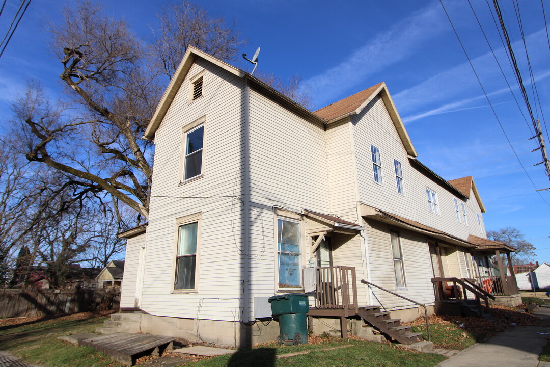 333 E North St in Muncie, IN - Building Photo