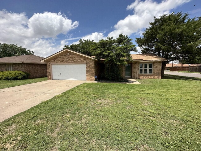 5002 57th St in Lubbock, TX - Building Photo - Building Photo
