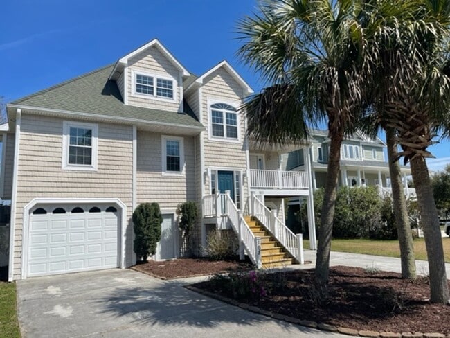 165 Alligator Bay in Sneads Ferry, NC - Building Photo - Building Photo