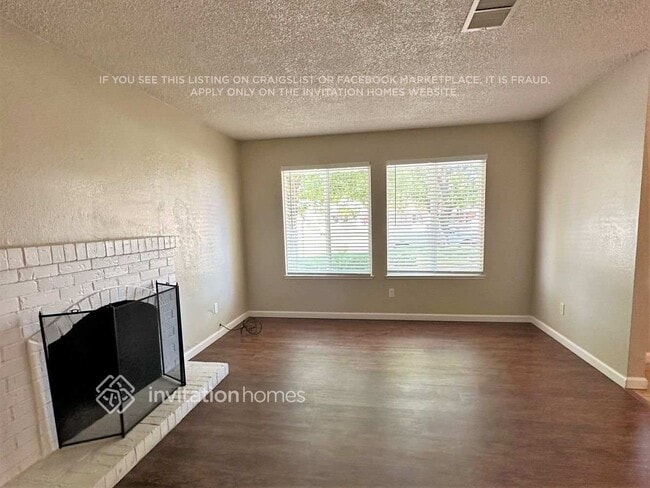 7800 Scottsdale Dr in Sacramento, CA - Building Photo - Building Photo