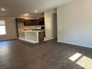 2937 NW 195th St in Edmond, OK - Foto de edificio - Building Photo