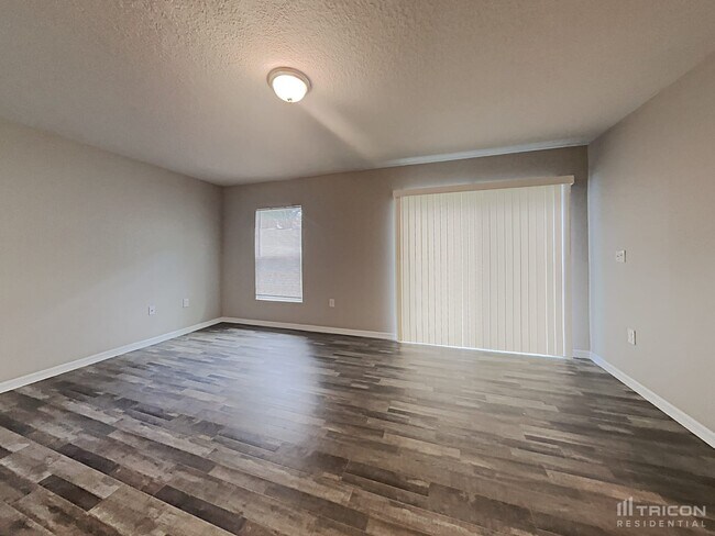 9268 Gibralter St in Spring Hill, FL - Building Photo - Building Photo