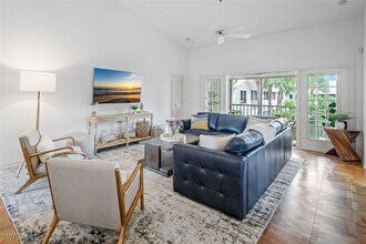 433 2nd St S in Naples, FL - Building Photo - Building Photo
