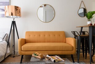 241 E 24th St in New York, NY - Building Photo