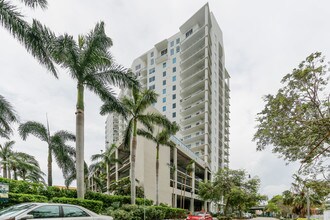 Neo Lofts in Miami, FL - Building Photo - Building Photo