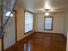 309 Wilton Dr in Greenville, TX - Building Photo - Building Photo