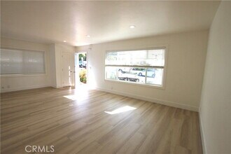 707 Orchid Ave in Newport Beach, CA - Building Photo - Building Photo