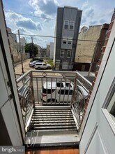 615 N 11th St-Unit -2F in Philadelphia, PA - Building Photo - Building Photo