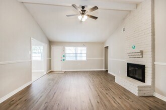 4931 Fitzwater Dr in Spring, TX - Building Photo - Building Photo
