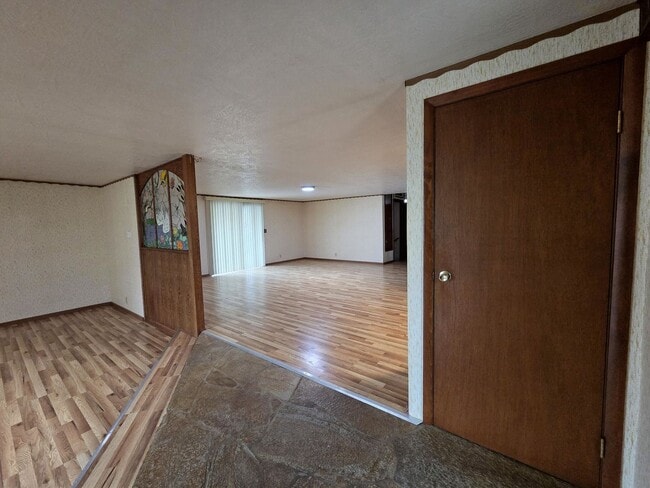 1711 N Allen Ave in Fruitland, ID - Building Photo - Building Photo