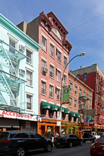 121 Mulberry Street in New York, NY - Foto de edificio - Building Photo