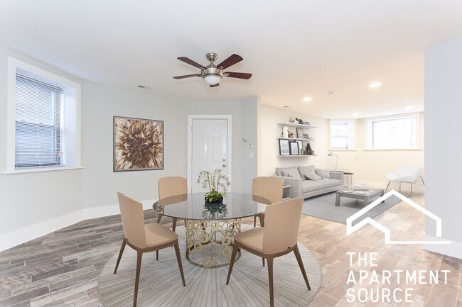 2922 W Logan Blvd, Unit GDN