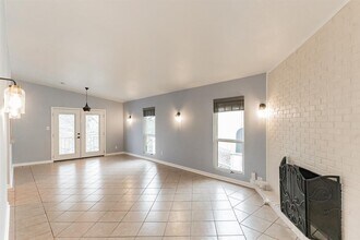 807 Azie Morton Rd in Austin, TX - Building Photo - Building Photo