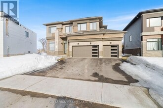 3725 Lakepoint Dr in Orillia, ON - Building Photo - Building Photo