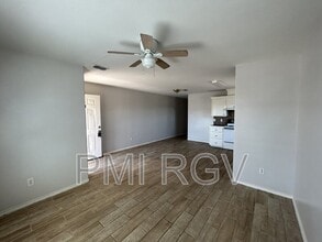 2017 Graham Ave in Mission, TX - Building Photo - Building Photo