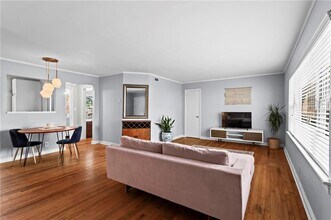 2250 Cheshire Bridge Rd NE in Atlanta, GA - Building Photo - Building Photo